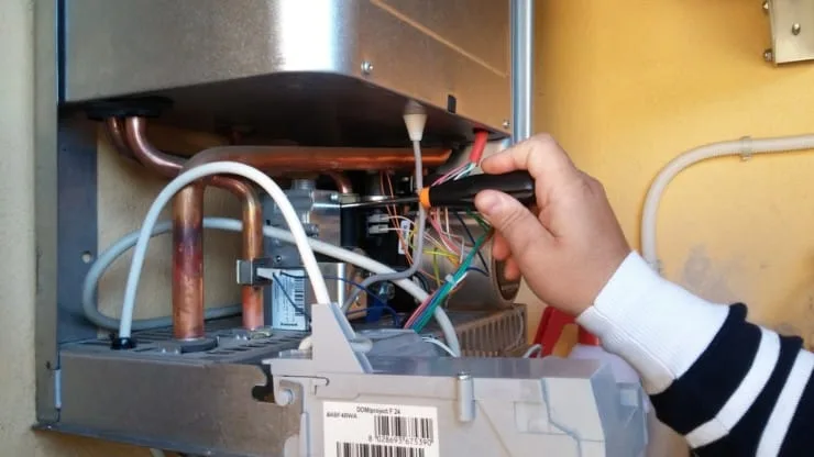 Can You Leave the Water Heater On When the Water Is Off?
