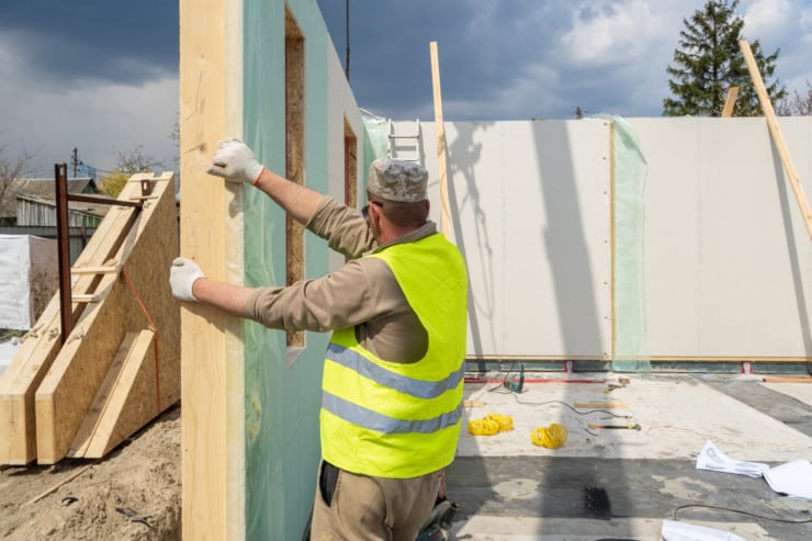 How Thick Are Modular Home Walls? How Much Weight Can They Hold?