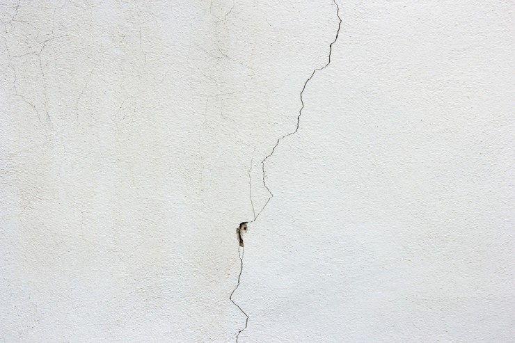 Types of Ceiling Cracks (And How to Fix Them)