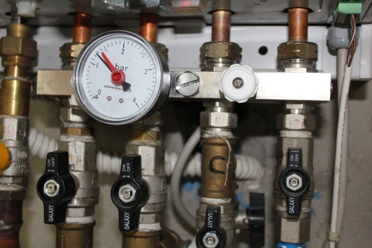 Should you turn the water heater off if there is no water?