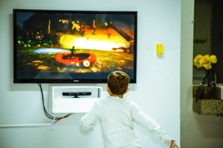 How to protect flatscreen TV from damage