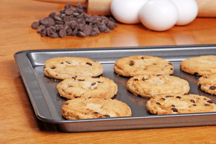 Best Non-Toxic Baking Sheets For Your Kitchen