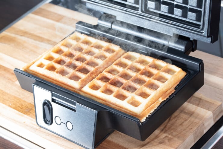 Are VillaWare waffle makers worth buying
