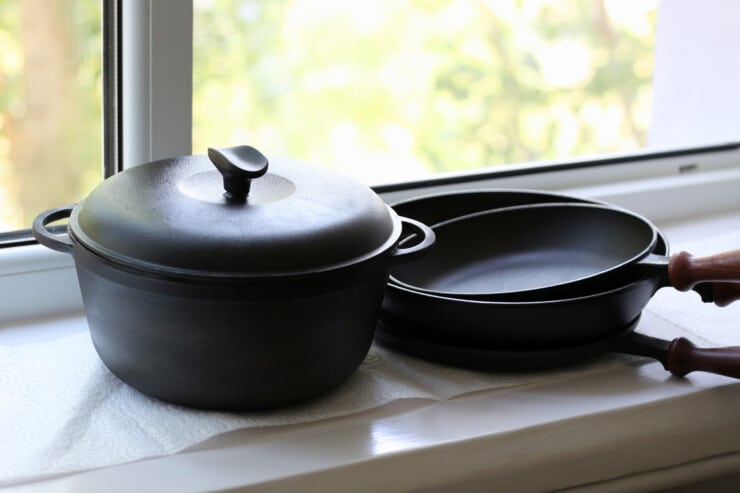 Cast Iron Vs Stainless Steel Cookware: Which Is Better