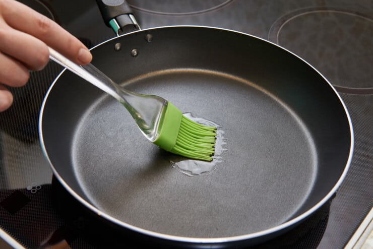 Best Teflon Alternatives For Non-Stick Pans